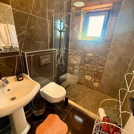 Masal Kuecuekkoey Boutiquehotel Отель Айвалык